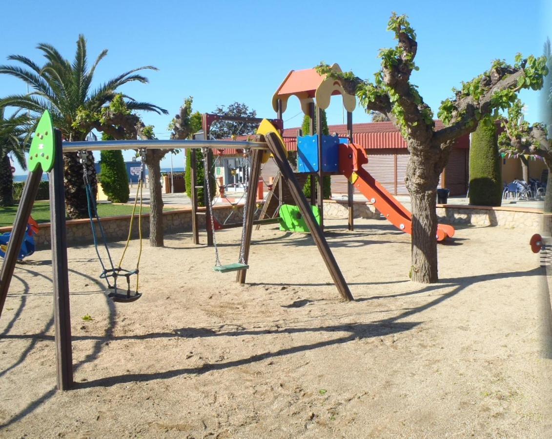 מלגרט דה מאר Albatross Mobile Homes On Camping El Pla De Mar מראה חיצוני תמונה