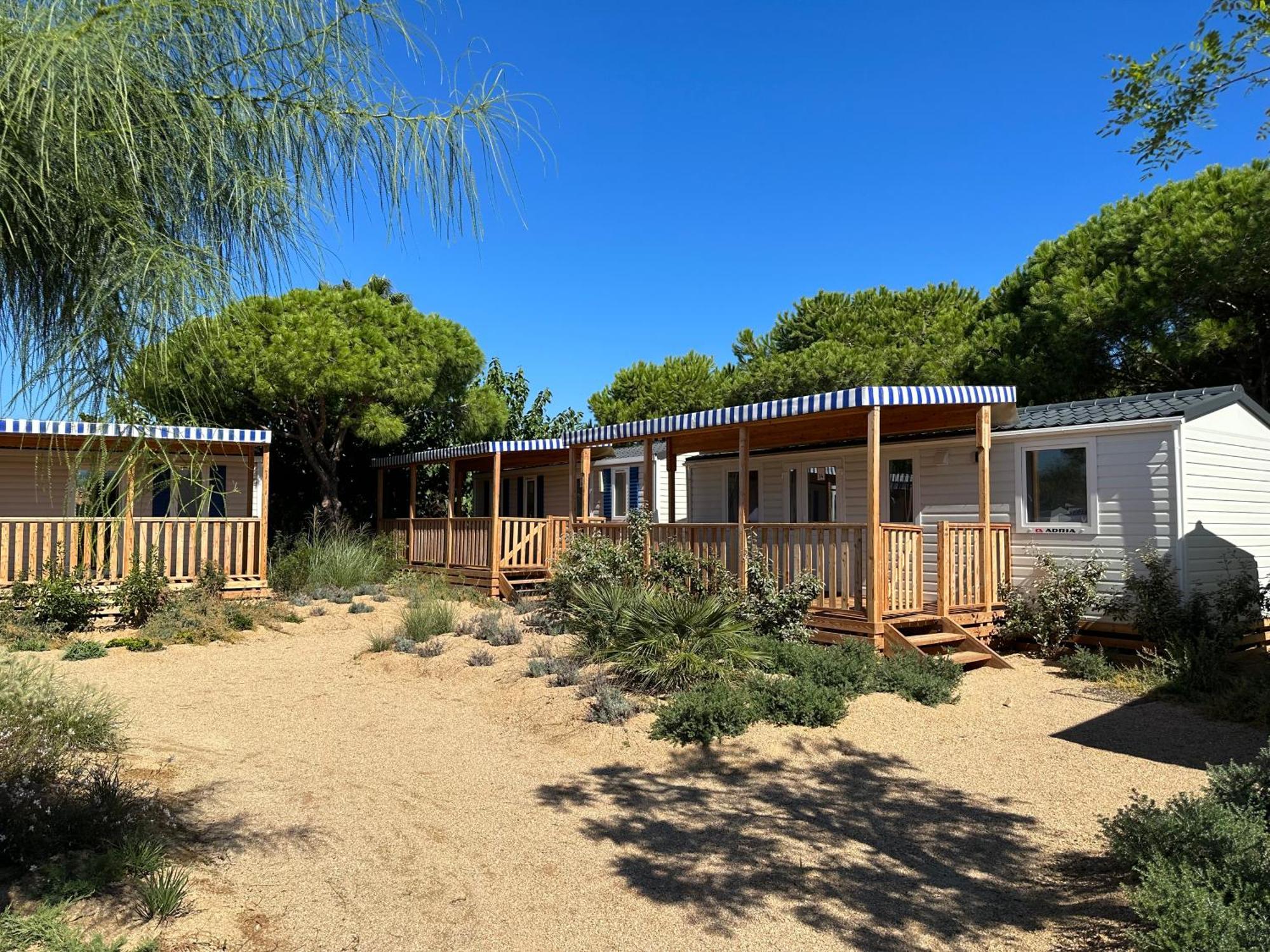 מלגרט דה מאר Albatross Mobile Homes On Camping El Pla De Mar מראה חיצוני תמונה